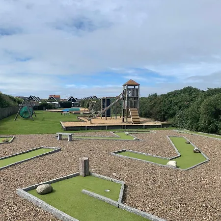 Thyboron Cottages Camping Thyborøn